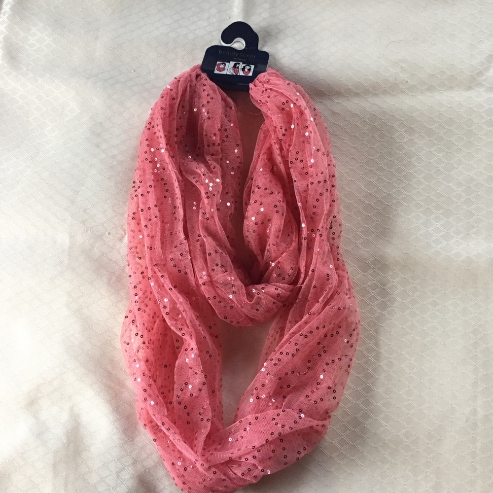 NWT coral colored infinity scarf